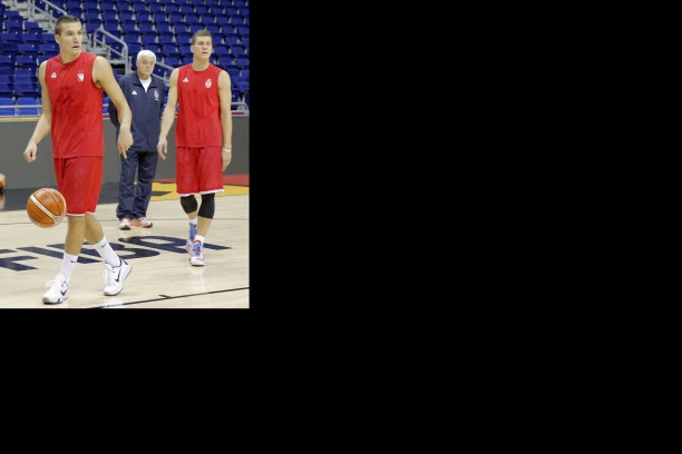 GROM IZ VEDRA NEBA: Precrtan zbog brojnih povreda, Srbin OSTAJE bez kluba!