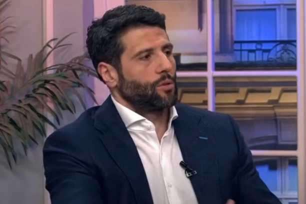 TI LJUDI ZASLUŽUJU VELIKO POŠTOVANJE: Šapić najavljuje još bolji standard svima kojima je posao rad sa decom