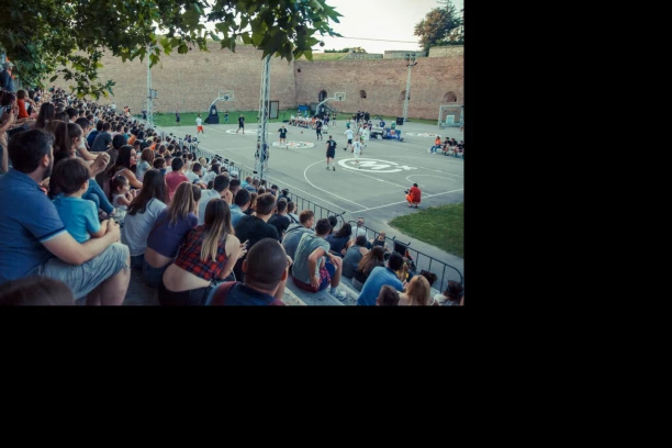 KOŠ ZA SREĆU PONOVO NA KALEMEGDANU! Utakmica poznatih ličnosti za pomoć socijalno ugroženim porodicama