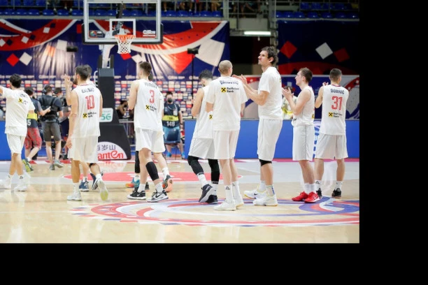 BOLJE DA SU SE POSVAĐALI: Srpski košarkaški BARD uperio prstom u KOKOŠKOVA - To kod nas NE MOŽE da prođe!