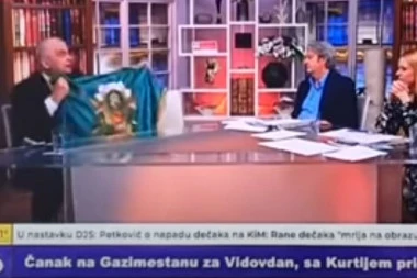 (VIDEO) SKANDAL U REŽIJI NENADA ČANKA! Lider LSV usred emisije razvio zastavu komita i zapretio: Ne dirajte Crnu Goru!