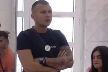 (VIDEO) MOJA MAJKA SE SAMO TOGA PLAŠILA: Stefan Karić otkrio detalje odnosa sa Kristijanom Golubovićem!