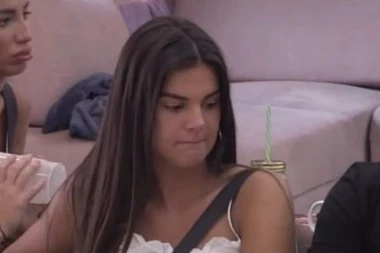 STEFAN KARIĆ SVE ŠOKIRAO OBJAVOM: Uhvatio sam Jovanu sa Lukom, NEMOJ NIKO NIŠTA DA ME PITA!