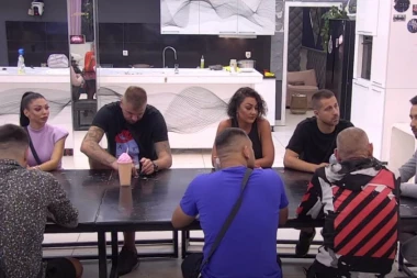 (VIDEO) ŠOK U ZADRUZI!  SUZE I NEVERICA! Napravljen prvi presek večeras, a kuću je napustio ON!