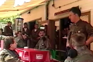 (FOTO) ARKANOVCI GOLE SRBE IZ KRAJINE VEZIVALI ZA STUBOVE I ŠIŠALI DO GLAVE: Dan posle došao je Arkan i izdao užasno naređenje!