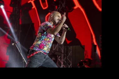 (VIDEO) NIJE MI ŽAO ŠTO SAM DAO TE PARE ZA MAJICU: Mile iz "Hladnog piva" otkrio koliko je PUKAO na samo JEDAN KOMAD ODEĆE ZA EXIT!