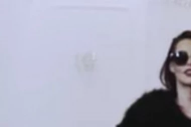 (FOTO) OBRUKALA SE PRINCEZA OD ČAČKA: Poznata kreatorka se IZBLAMIRALA za sve pare, a onda propala u zemlju od stida i uradila OVO!