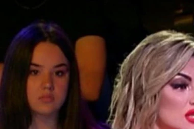 (FOTO) UPLAŠILA SE BIVŠEG PRIJATELJA: Tara Simov bila hrabra dok nije ispao ON, a onda POBEGLA glavom bez obzira, pa poslala JASNU PORUKU!