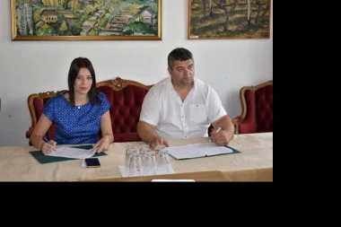 Ministarka Vujović: Sremska Mitrovica i Irig dobili su po jednu novu čistilicu koja radi po najsavremenijim standardima