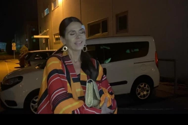 MAJKA RIALDE KARAHASANOVIĆ SE OPASNO POVREDILA NA FINALU: Saplela se, pukla joj ARKADA, odmah joj UKAZANA POMOĆ!