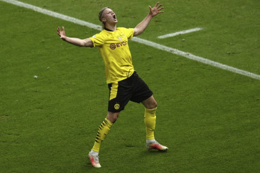 RAPSODIJA: Dortmund brojao do ŠEST i obezbedio Ligu šampiona!