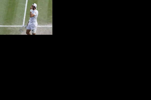 BERETINI SKIDA KAPU NOVAKU: Đoković je ISPISAO ISTORIJU!