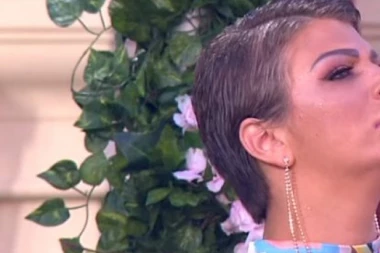 MILJANA ZA KOCKARNICU ODVAJA OD USTA SVOG SINA: Zadrugarka živi u POROČAN ŽIVOT! (FOTO)