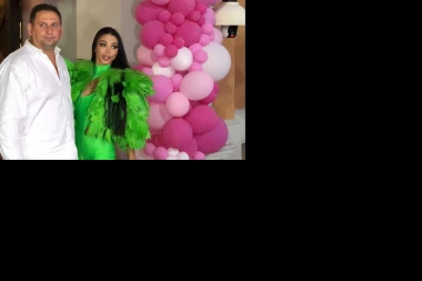 ZASIJALA U BELOJ KUĆI: Maja Marinković stigla je na žurku, pa progovorila o KONAČNOM odnosu sa Janjušem, a onda doživela NERVNI SLOM!