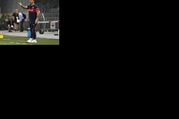 STANKOVIĆ PRECRTAO TANDEM: Za njih nema mesta u Zvezdi