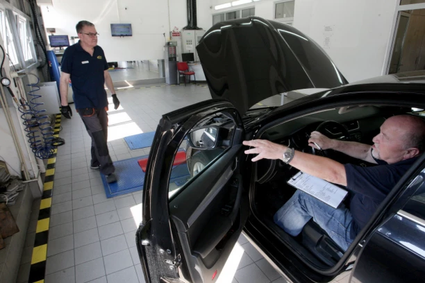 BEZ OVOGA NEMA REGISTRACIJE! Nova pravila od JULA - evo šta vozači moraju da urade na svojim automobilima!