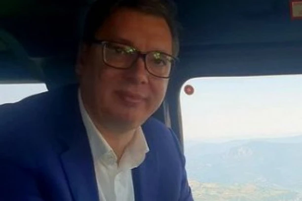 (FOTO) VUČIĆ SE POHVALIO SLIKOM IZ HELIKOPTERA: Srbija je prelepa, stižu nova ulaganja