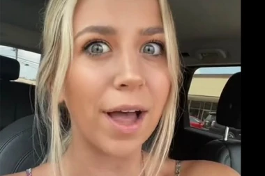 (VIDEO) MISLIM DA NEĆEMO USPETI DA POLETIMO: Podsmevao se devojci pored koje je sedeo, ali kada vidi njenu REAKCIJU - NEĆE mu biti dobro!