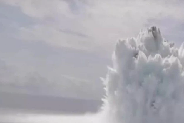 ŠOK PROBA! Američka mornarica izazvala zemljotres kod Floride (VIDEO)