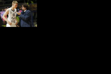 GROBARI KIPTE OD BESA: Posle Jaramaza, Trinkijeri OTEO još jednog igrača Partizanu!