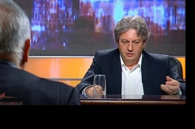 (VIDEO) BARD JE TADA USTAO I POČUPAO MIKROFON, A MARIĆ JE OSTAO U ŠOKU: Ovaj Živadinovićev govor je ušao u anale, SVE JE ZAKUVAO TREĆI ČOVEK!