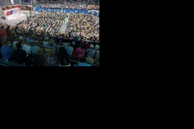 USVOJEN VUČIĆEV PREDLOG: Ana Brnabić izabrana za poverenika gradskih odbora SNS za Beograd!