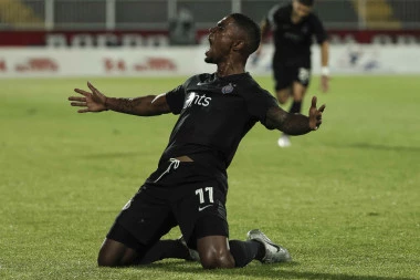 OTKLONJENE SVE DILEME: Poznato da li Rikardo Gomeš igra u večitom derbiju!