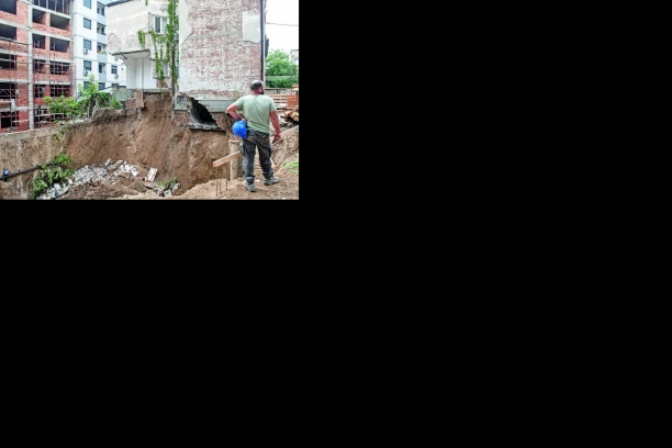 PORNIĆARI KRIVI ZA URUŠAVANJE ZGRADE NA VRAČARU! ČITAJTE U SRPSKOM TELEGRAFU