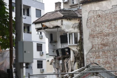 Oglasio se izvođač radova na placu kod srušene zgrade na Vračaru: Ovo je njegova verzija priče
