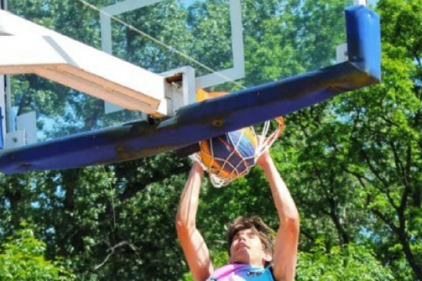 MOGUĆE JE, OVOG VIKENDA SE BASKETAŠKI SPAJAJU BEOGRAD I NOVI SAD! Tamo gde su stasali olimpijci, sada će igrati neki budući