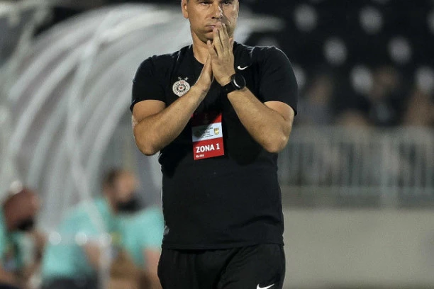 ŠTA SE DEŠAVA SA SUMOM? Partizan otputovao u Soči bez ČETVORICE FUDBALERA!