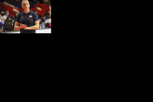 EPSKI PREOKRET: Italijan MENJA Kokoškova?!