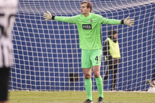 IZDRŽI, MAJSTORE! Oglasio se Popović nakon teške POVREDE!