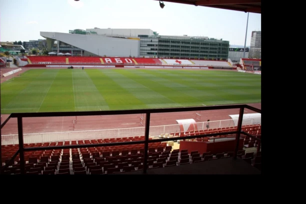 Novosadska fudbalska dilema: Sanja ili Marina - zbog njih dve će goreti srpska Atina! (FOTO)