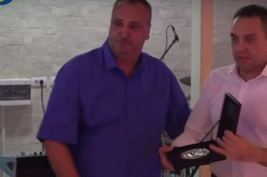 MINISTAR VULIN SA ČLANOVIMA NEZAVISNOG SINDIKATA POLICIJE: Nije uniforma autoritet, vi je činite vrednom i važnom