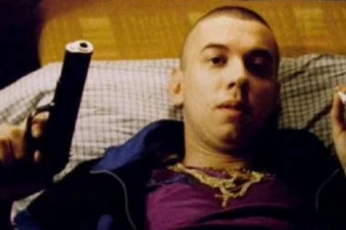 SMRT JE NASTUPILA USLED GUŠENJA, UDISAO JE ŽELUDAČNI SADRŽAJ I KRKLJAO: Otkrivena UZNEMIRUJUĆA istina o TRAGIČNOJ SMRTI PINKIJA, njegova majka sve POTVRDILA!