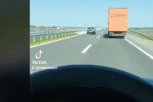 ŠOK SNIMAK! Kamion ide 150km/h na auto- putu (VIDEO)