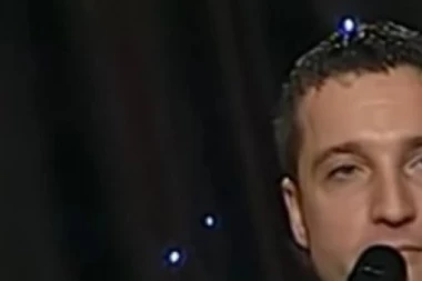 (FOTO) SVI SU SE PITALI GDE JE NESTAO POPULARNI BATA: Sad je isplivao snimak sa privatne proslave ŠOKIRAĆETE SE KAD VIDITE ŠTA MU GOSTI RADE!