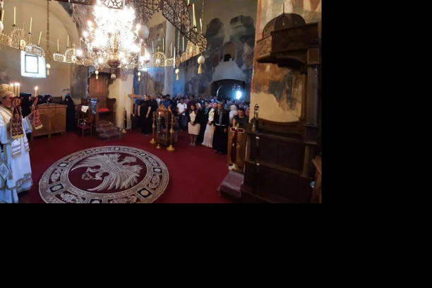 OVO SE NIKADA NE RADI U SVETINJI! Pravila koja svaki vernik mora da zna i poštuje