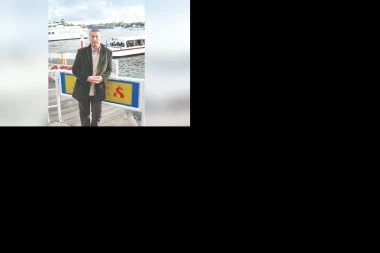 TRAGEDIJA NA LETOVANJU U GRČKOJ: Zlatko se udavio u plićaku na PLAŽI SMRTI