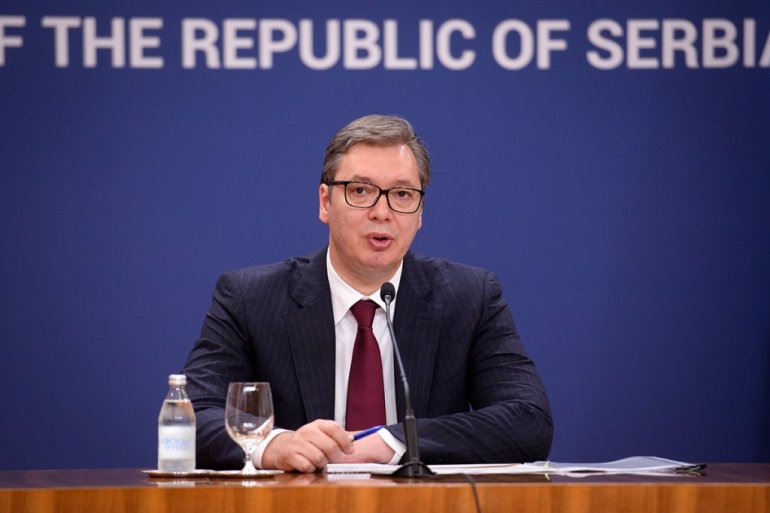 Vučić uputio saučešće povodom smrti Milana Gutovića