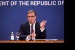 PREDSEDNIK POSLAO PORUKU GROBARIMA: Neka oni viču "Vučiću, pederu" koliko hoće! Povešću Vukana da gledamo utakmicu, time sam sve rekao