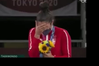 (VIDEO) SUZE, PONOS, SMEH: Zlatna Milica PLAKALA KAO MALO DETE, niko neće ostati ravnodušan posle ovog snimka!