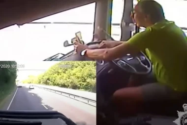 (VIDEO) SEKUND PRE NESREĆE BULJIO U TELEFON: Kamiondžija se zakucao u kombi i povredio više osoba, JEZIVI SNIMAK glavni dokaz!