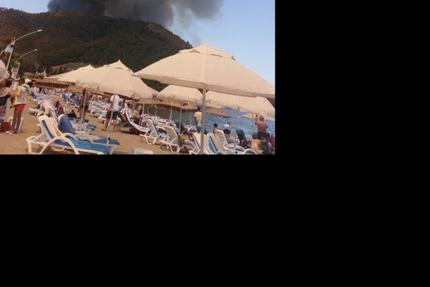 STRAVIČNI PRIZORI U TURSKOJ! Gori i kod letovališta Marmaris, naređena evakuacija! (FOTO)