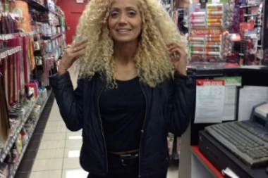 NACIJA ZGROŽENA UBISTVOM: Dečko joj ODSEKAO glavu, prijatelji ne mogu da DOĐU SEBI!