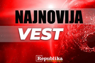 "NIJE SE ZNALO KO KOGA UDARA" Izbila masovna tuča u centru Čačka - na licu mesta nekoliko patrola