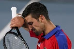 JEDVA DOČEKALI: Strani mediji BEZ MILOSTI prema Đokoviću - najbolji teniser sveta se POTPUNO RASPAO!