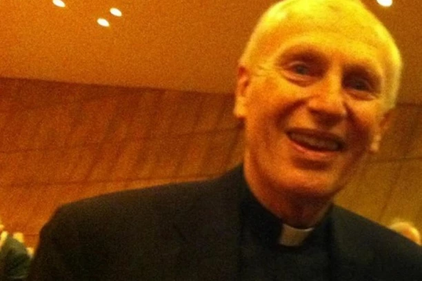 ŠOKANTNA ISPOVEST BIVŠEG BISKUPA: Sveštenike optužene za ZLOSTAVLJANJE smo VRAĆALI na posao nakon rehabilitacije!