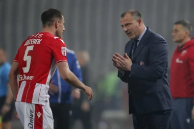 REŠIO DA SE OGLASI: Degenek izazvao BURU na Instagramu, njegov STATUS komentarisao i Stanković!